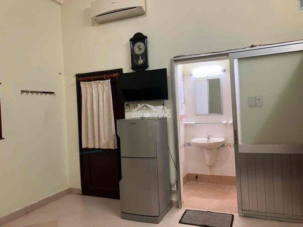 Cần cho thuê phòng hẻm 689 trần xuân soạn quận 7 - 2