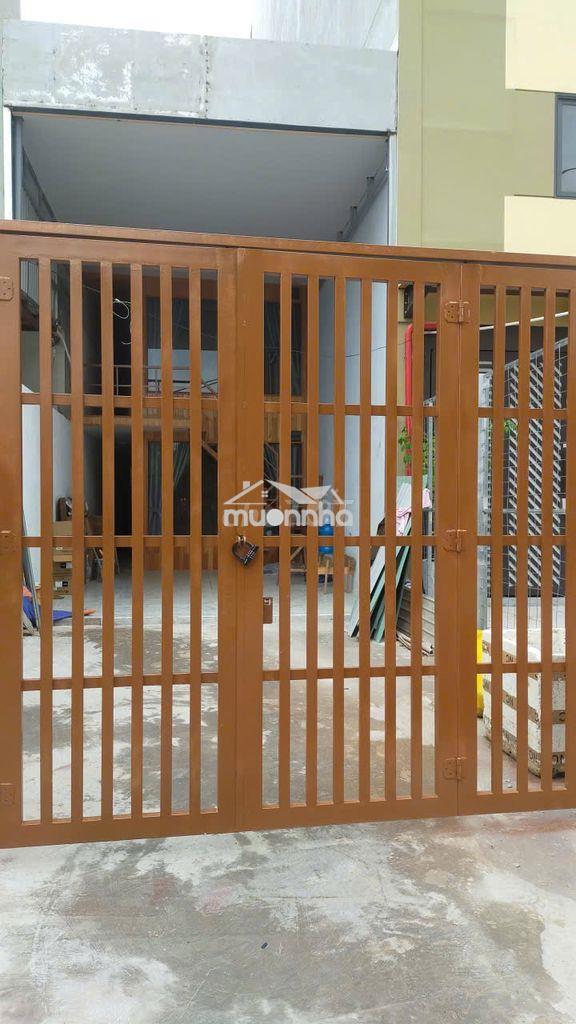 Phòng thuê nhà sạch, đẹp, cách đh ufm 100m, thích hợp cho nữ sv & nvvp