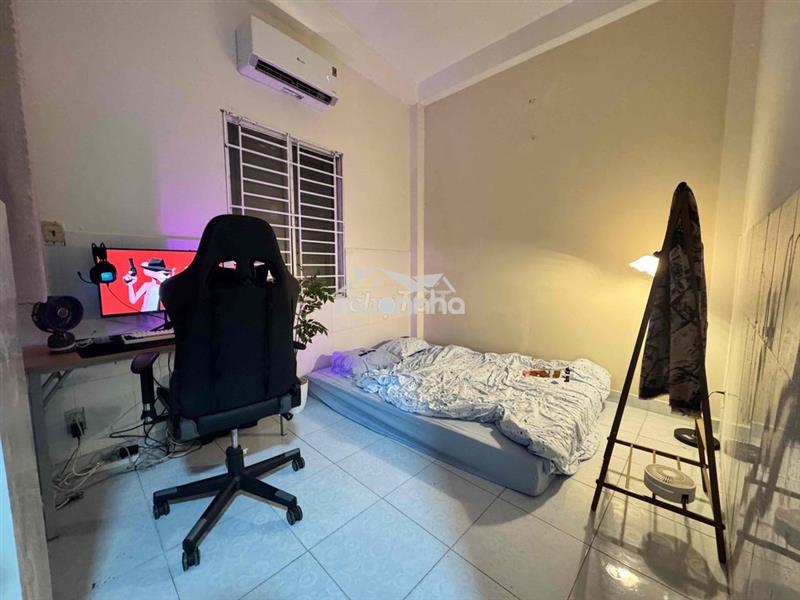 🔥🔥 Studio cửa sổ trời - wc chung với 1p cùng tầng