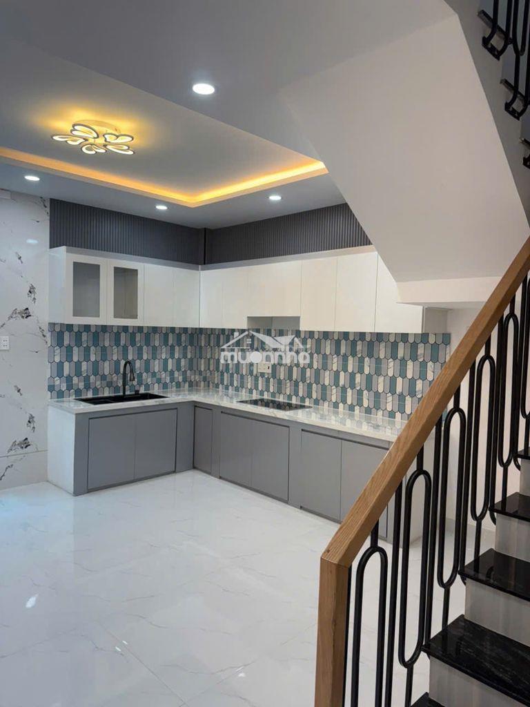 Chủ bán lỗ nhà mới do lãi vay cao ko trả nổi chỉ 3ty9 nhà 2 tầng 130m2
