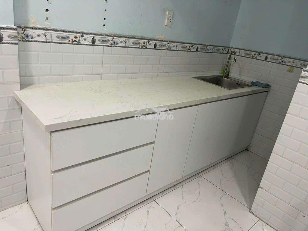 🏠🏠 Cho thuê nhà hẻm đường trần bình trọng, q5
💢 dt 3m ❌ 6m - 4