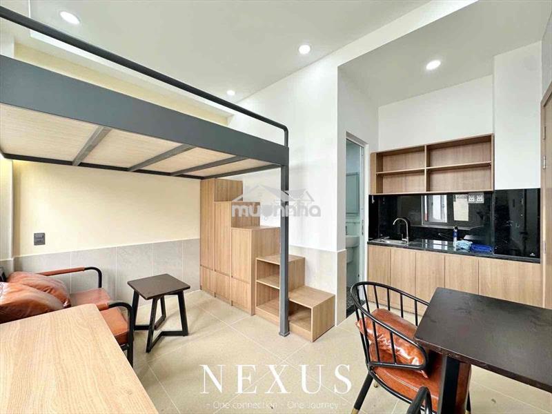 Duplex bancol , cửa sổ đồng giá gần cv làng hoa