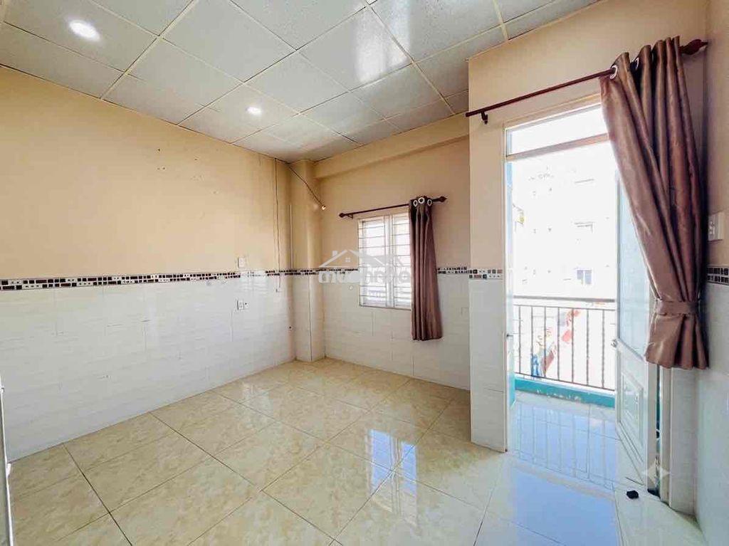 Quận 7 – bùi văn ba - 3 tỷ 450 - nhà 3 tầng- ngang 4,2m - hẻm 2,5m - 4