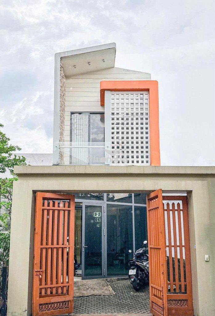Bán nhà đẹp gần trường chinh, ngã tư an sương quận 12 dọn vào ở ngay