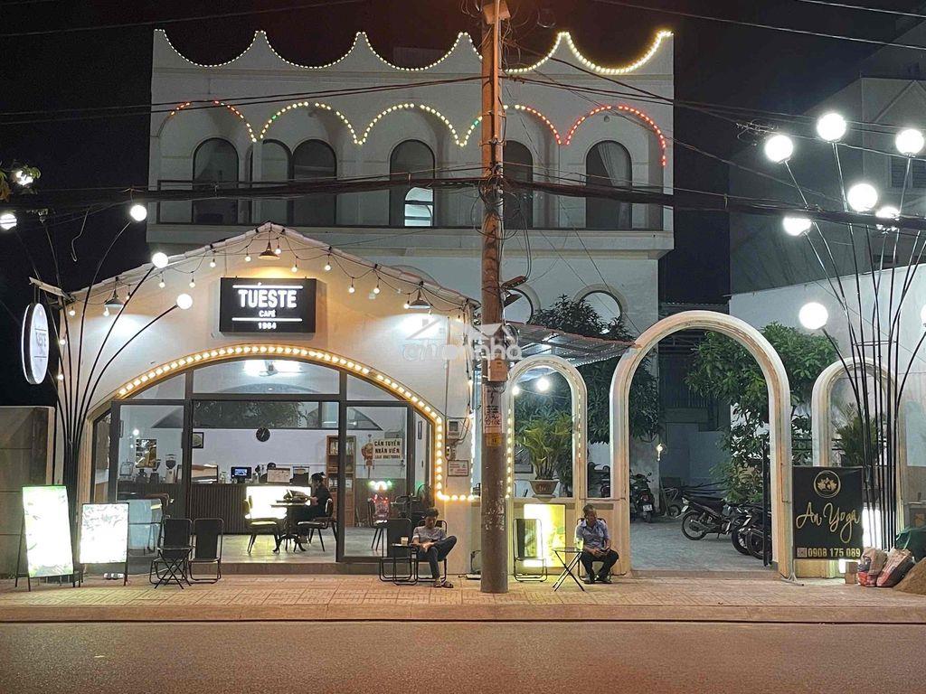 Bán nhà và đất mặt tiền lê văn lương - 2
