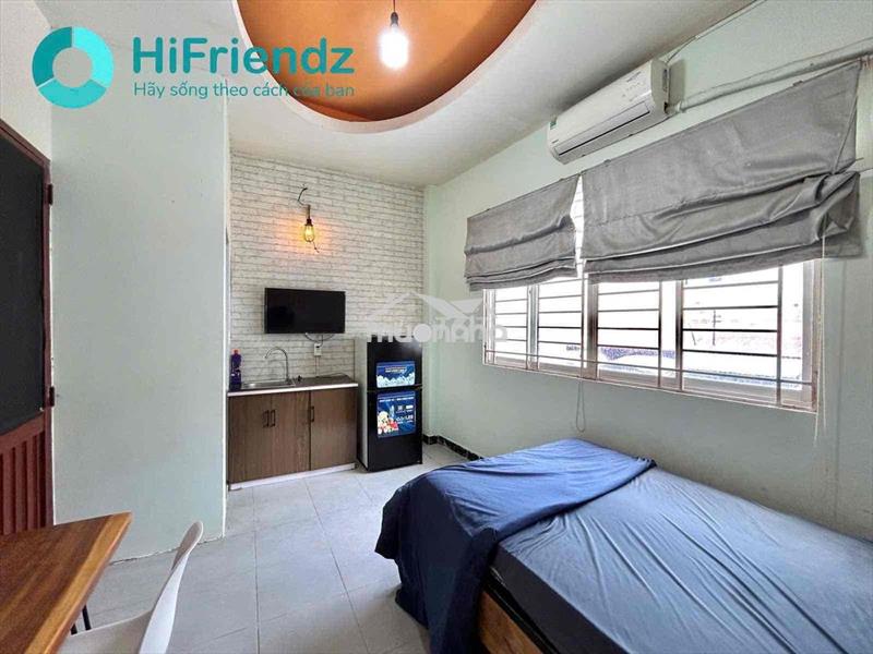 Studio cửa sổ lớn full nội thất ngay yên thế