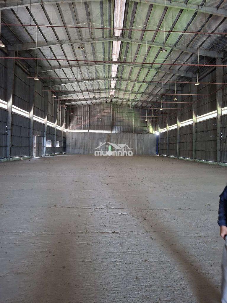 Cho thuê kho xưởng 360, 500 và 1000m2 nhà bè