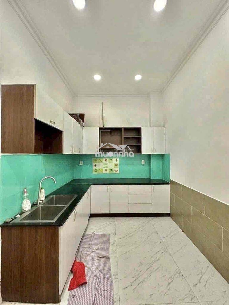 Cho thuê nhà 1 trệt 3 lầu 4pn 5wc hẻm xe hơi kdc lê thị chợ q.7 - 4