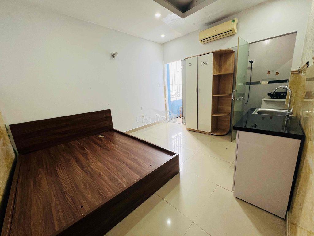 Cho thuê phòng studio, ban công, full nội thất, gần công viên phú lâm - 2