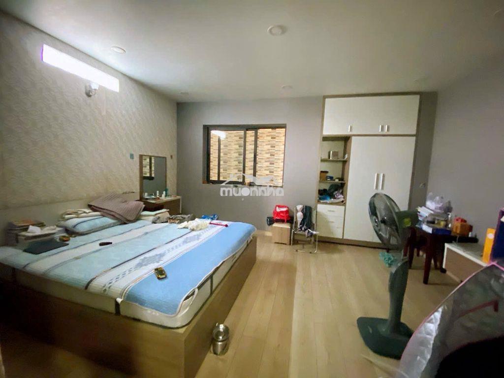 Cho thuê nguyên căn hẻm 200 gò dầu, tân quý tân phú. 4m x 20m . 4 lầu - 2