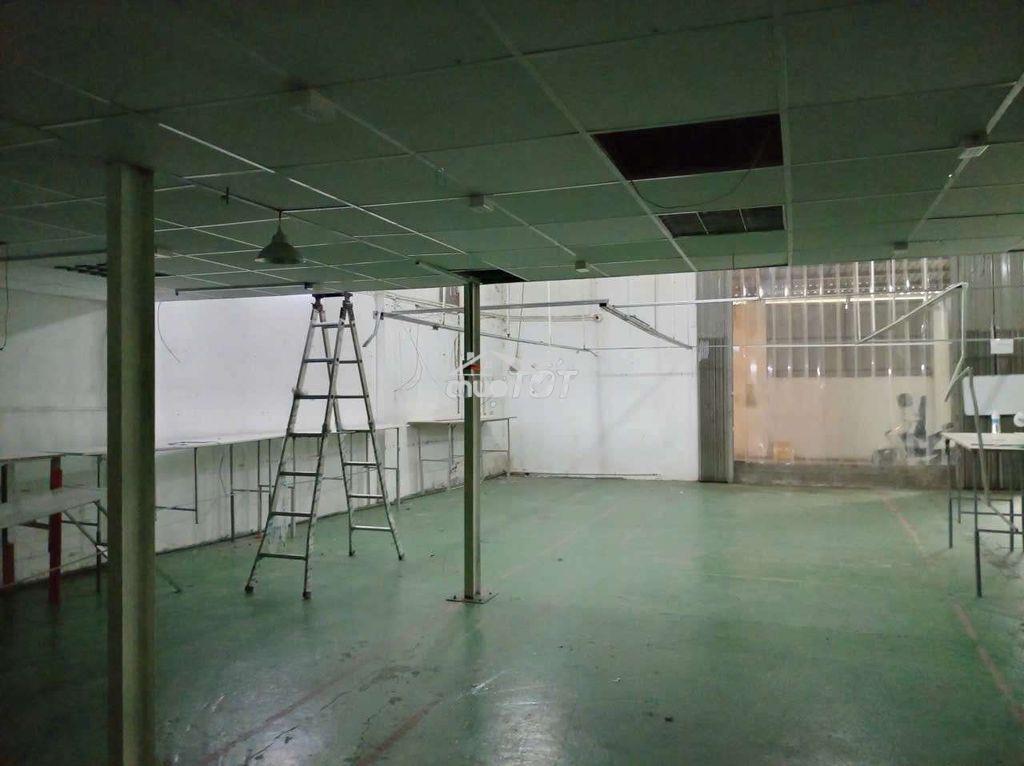 400mv kho đẹp lê văn quới  - 2