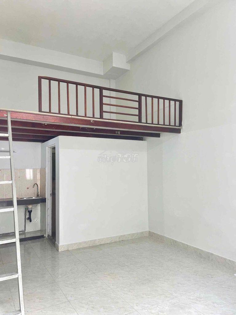 Phòng 2t4 gần cvpmqt