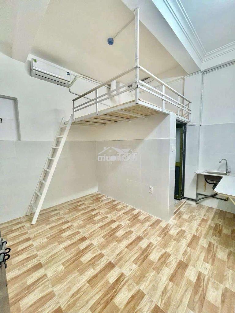 Cho thuê phòng gác - thang máy, ung văn khiêm đi bộ qua hutech 2 phút - 2