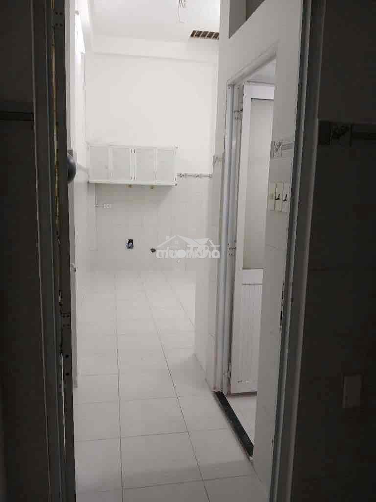 Quận 10 - nguyễn tiểu la - 4 tầng - 5 phòng ngủ - giá thuê chỉ 16tr/t - 3