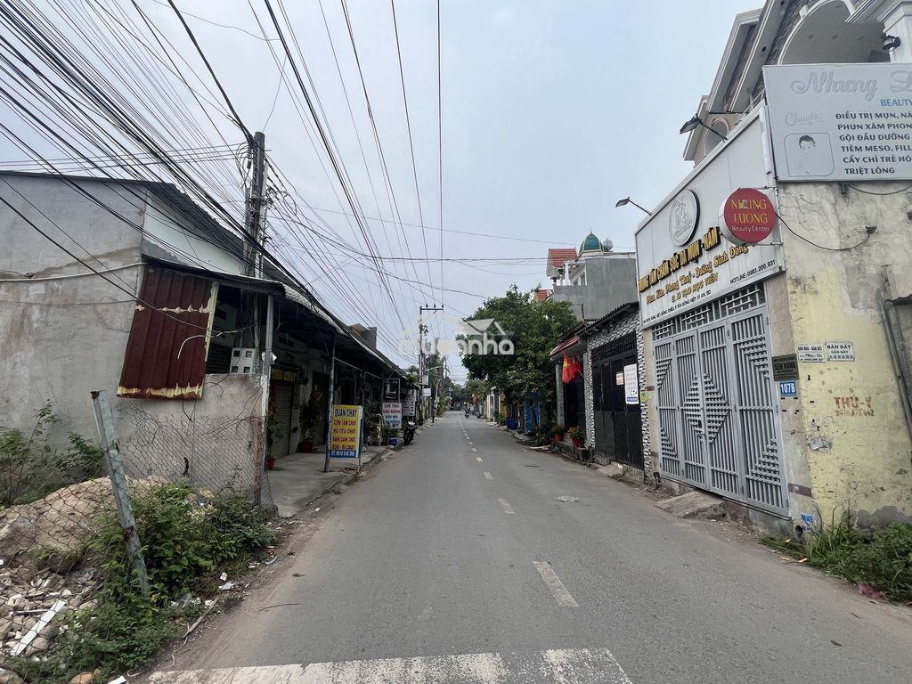 Cho thuê xưởng 300m tân đông hiệp có 3 pha gần ngã 3 ông xã - 3