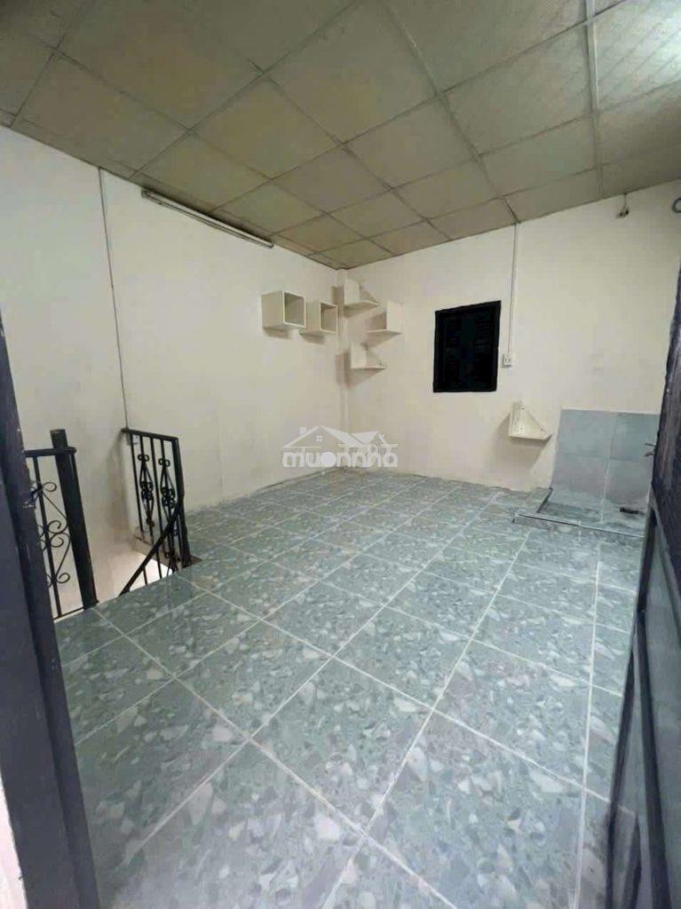 Cho thuê nhà đường hưng phú p9.q8 dt.3m5×8m } 1 lầu 1 phòng 1 toilet - 2