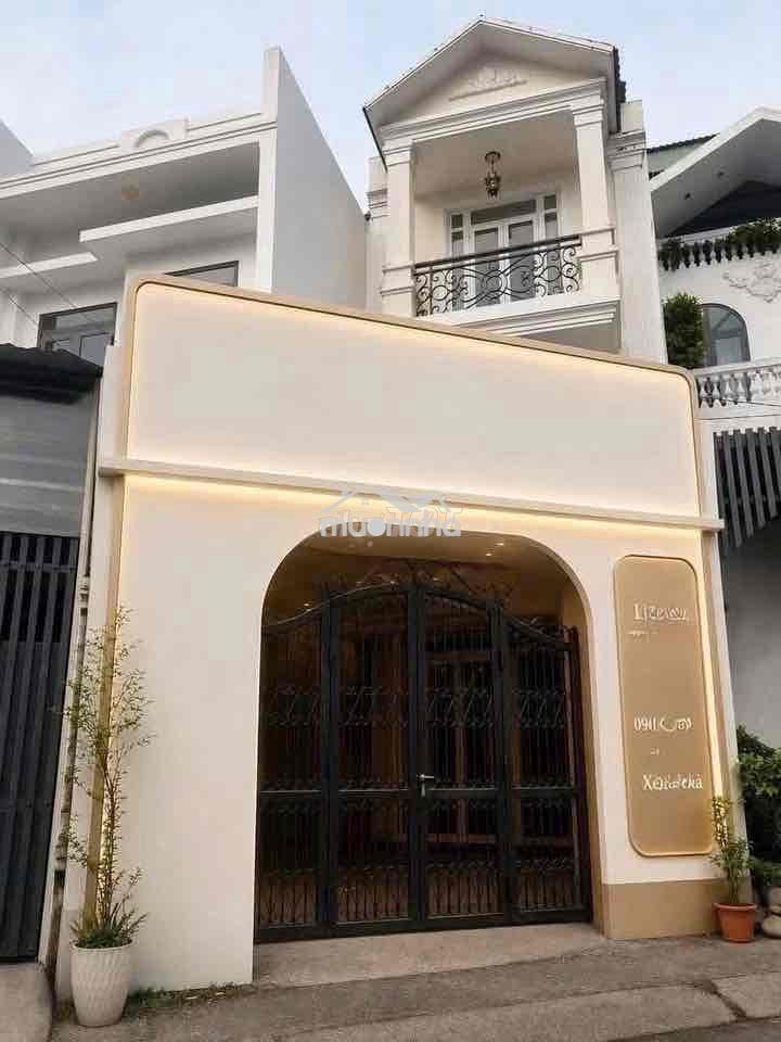 Nhà chánh nghĩa 4pn 4wc chỉ 12tr