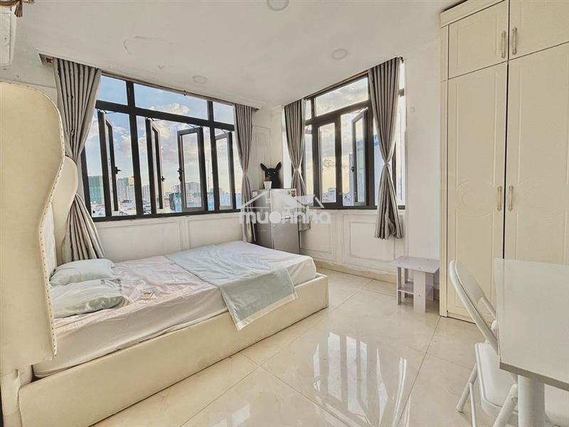 Phòng tầng cao - cửa sổ thoáng - view đẹp