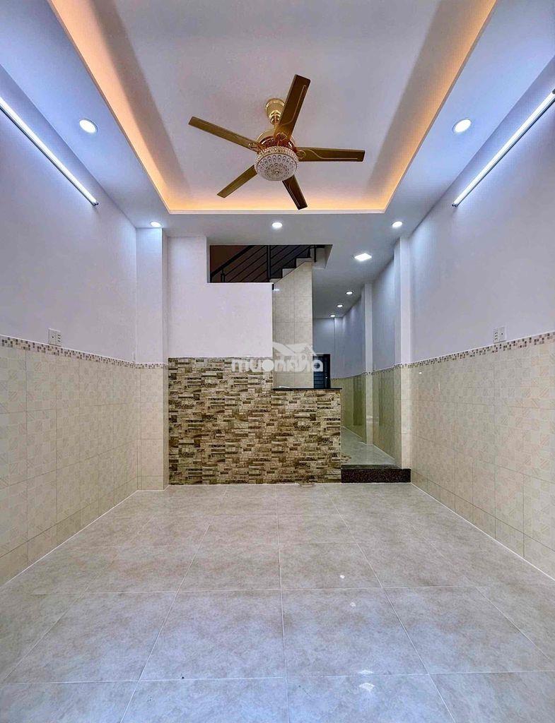Cho thuê nhà mới, đẹp- 4 tầng- 4pn+3wc- q6- 12tr - 4