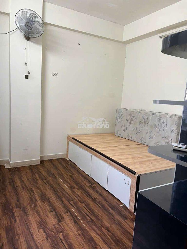 Cần cho thuê căn hộ khánh hội 1 - 2