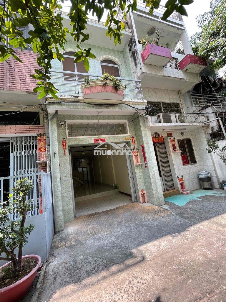 Nhà vuông vức q6 . - 3