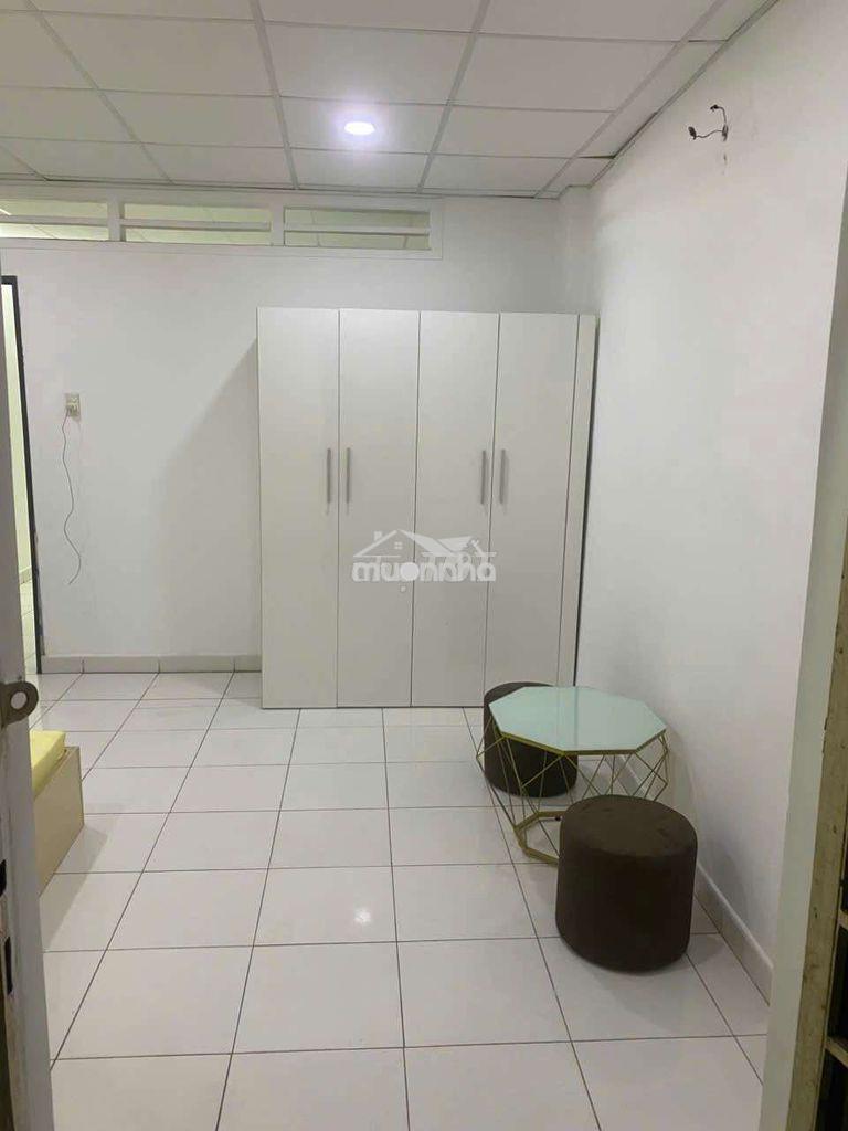 Pass phòng trọ 30m2 sát ga t3 - 4