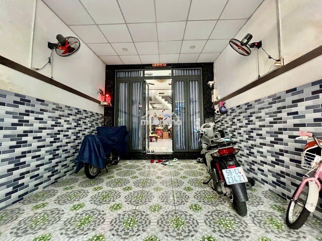 Vị trí vàng lê văn lương - nhà phố 03 tầng 4x19m - 4