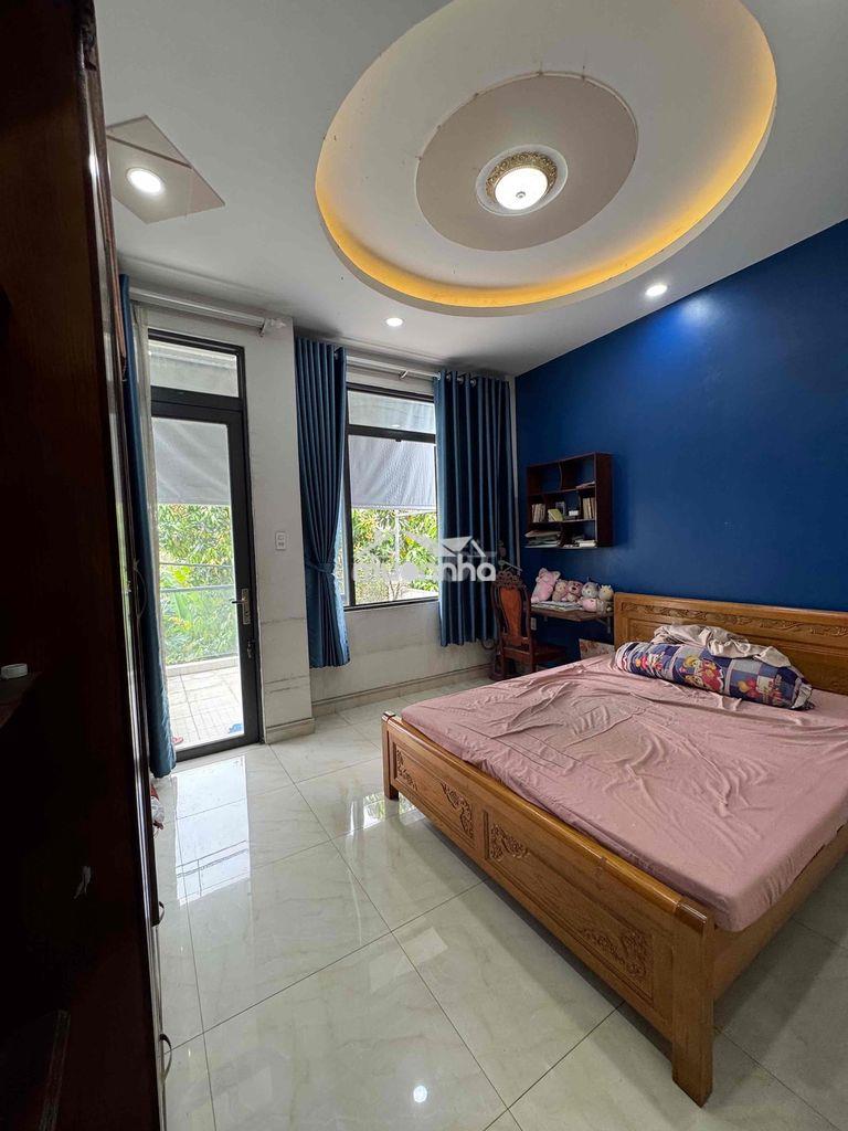 7tỷ, nhà 2 mặt đường 12m, gần chợ bà điểm - 3