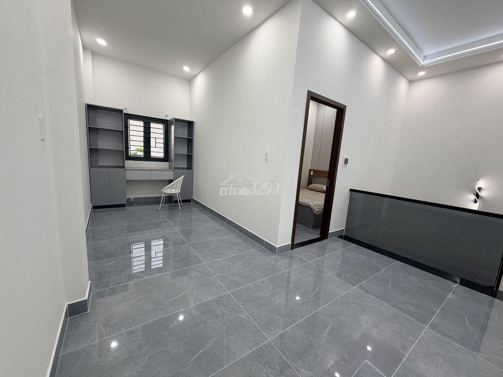 Chính chủ đứng tên sổ bán nhà đẹp mặt tiền hẻm 1 trục - xã đông thạnh - 3
