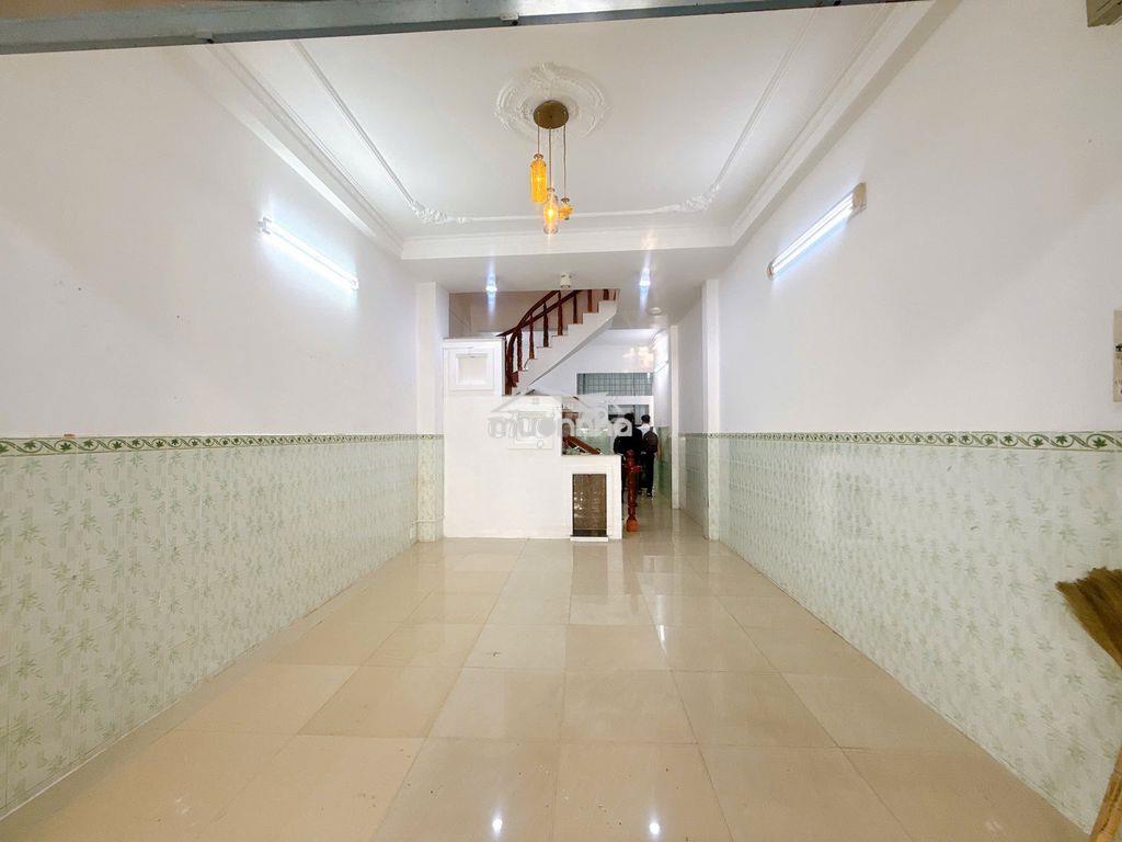 Cho thuê nhà khu vip phan đình phùng . dt 4 x 18 m đúc 3 lầu đẹp - 2