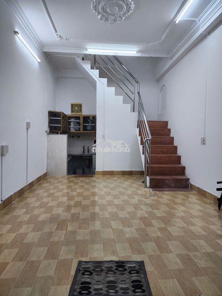 Cho thuê nhà quang trung hẻm 6m thông 2pn, 2wc - 2