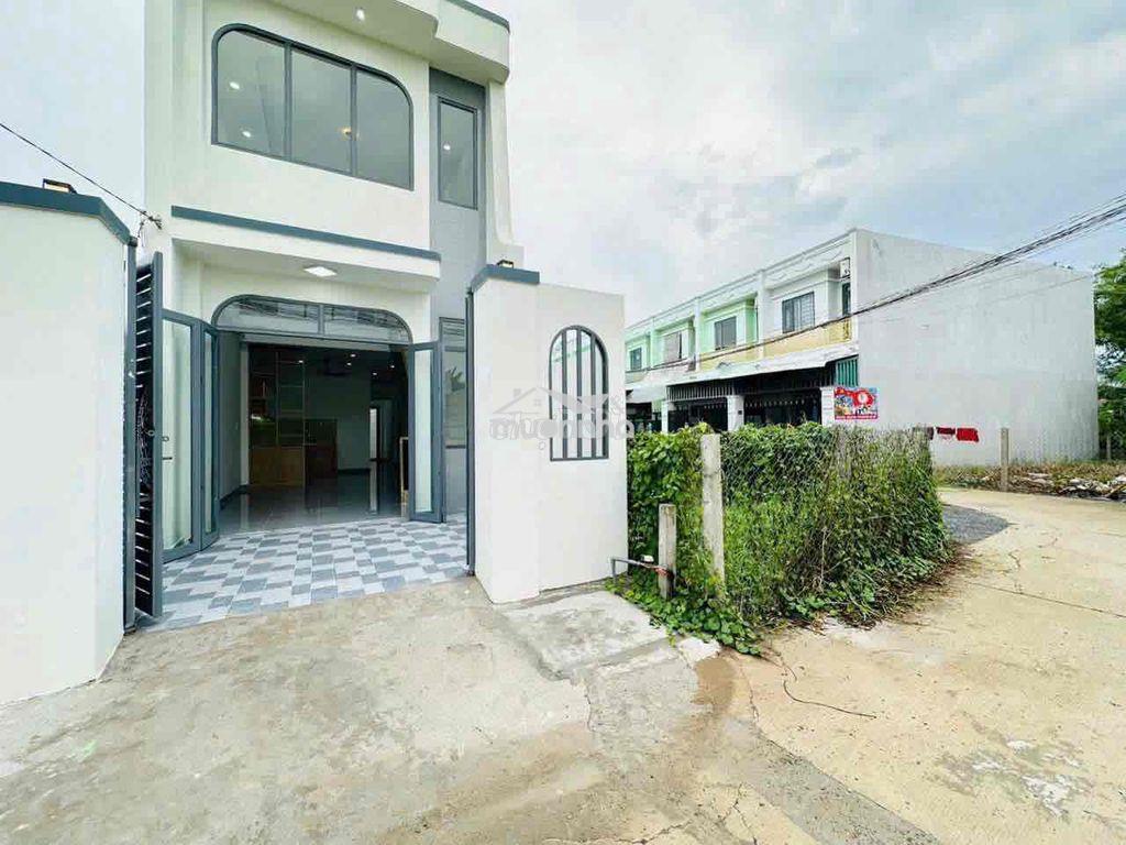 Nhà mới 1 lầu sổ riêng 88m2 gần chợ hưng long bình chánh, the sol city - 2