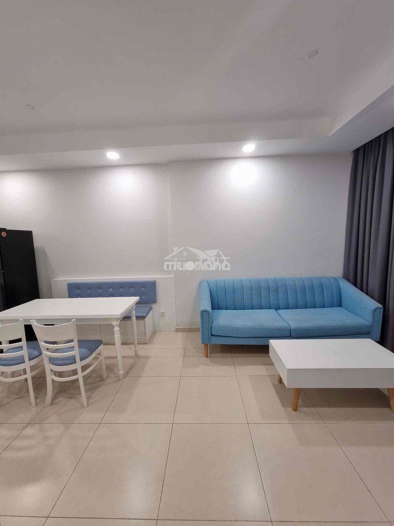 Cho thuê the pegasuite 2pn 2wc ở liền