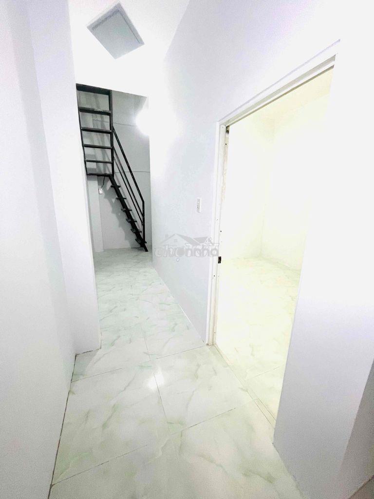 Nhà sổ chung 3pn 50m2 hẻm xe máy gần gốm tân hạnh - 2