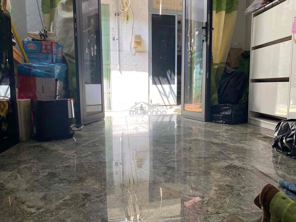 Bán nhà đối diện siêu thị giga mall - 2