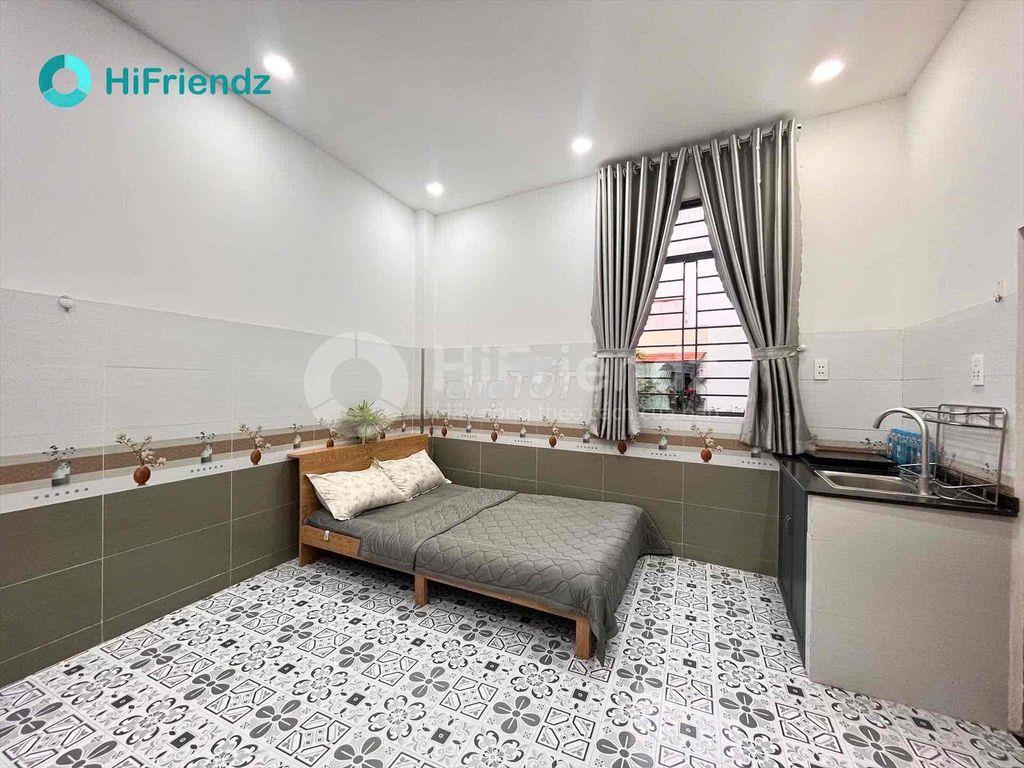 Phòng không gác giá rẻ rộng đầy đủ nội thất | mới | ngay trung tâm q4 - 2