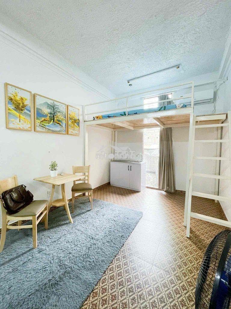 Phòng có gác-40m2-372 cmt8- tòa nhà viettel - 2