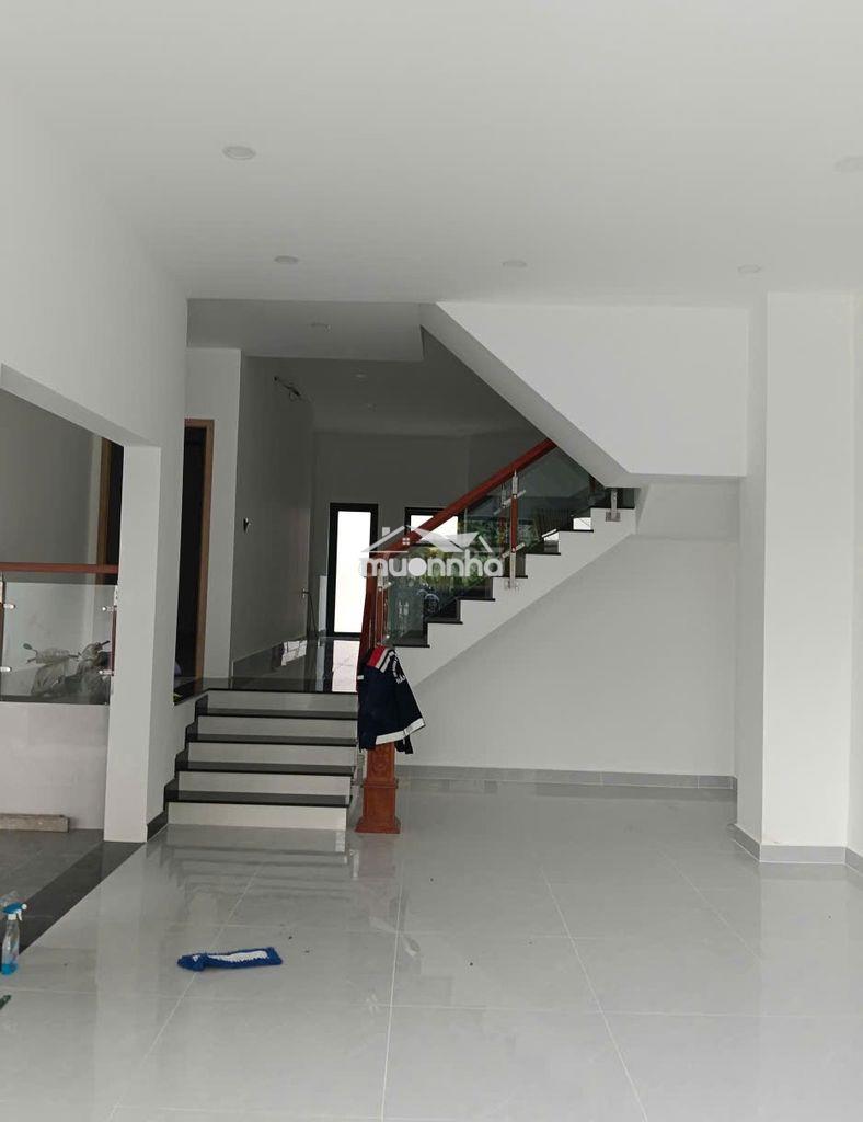 Cho thuê biêt thự 1 trệt 3l phạm văn đồng hiệp bình chánh thủ đức 30tr - 2