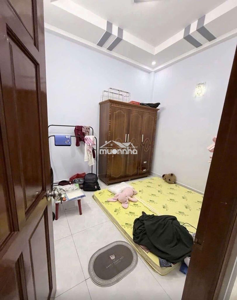 Nhà mới sẵn nội thất 3pn,sân phơi, gần chợ hiệp thành .hẻm 6m - 4