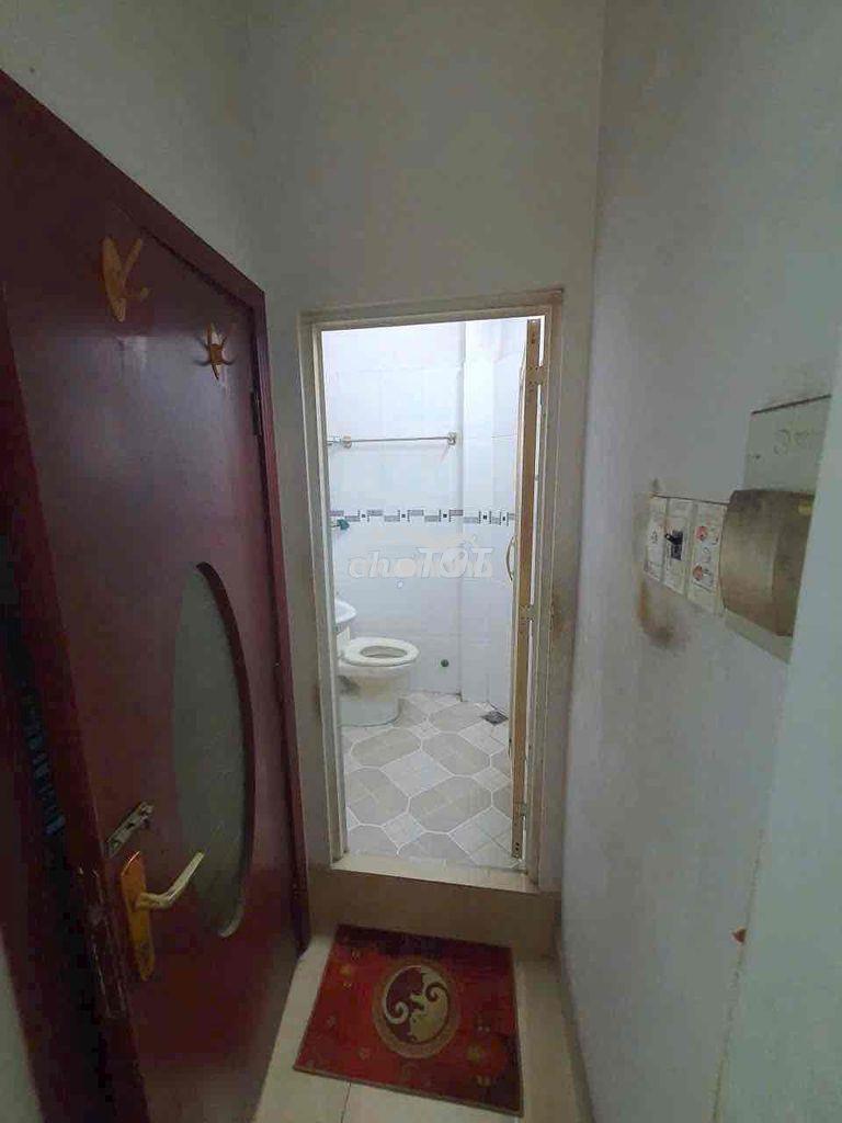 - Cho thuê nhà đường trần đình xu q1 - dt 3  x 6m, 1 trệt 2 lầu : 2 ph - 2
