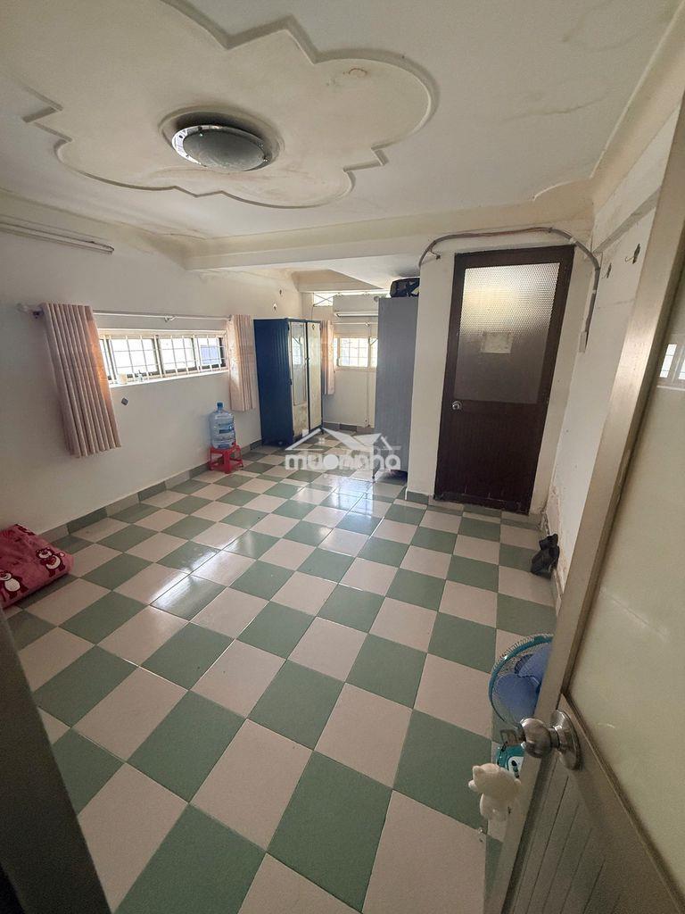 🏡 Tìm bạn share phòng lớn có wc riêng – chung cư quận 4