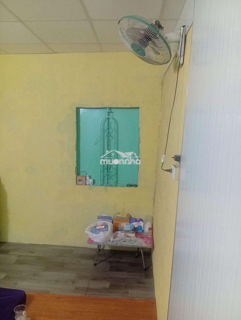 Cho nữ thuê phòng trên gác nội thất cơ bản - 4