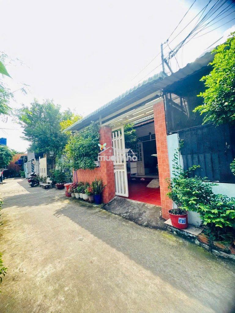 Chủ cho thuê nhà 90m2 mái thái,2pn1wc - có nội thất đường 9 p.linh tây