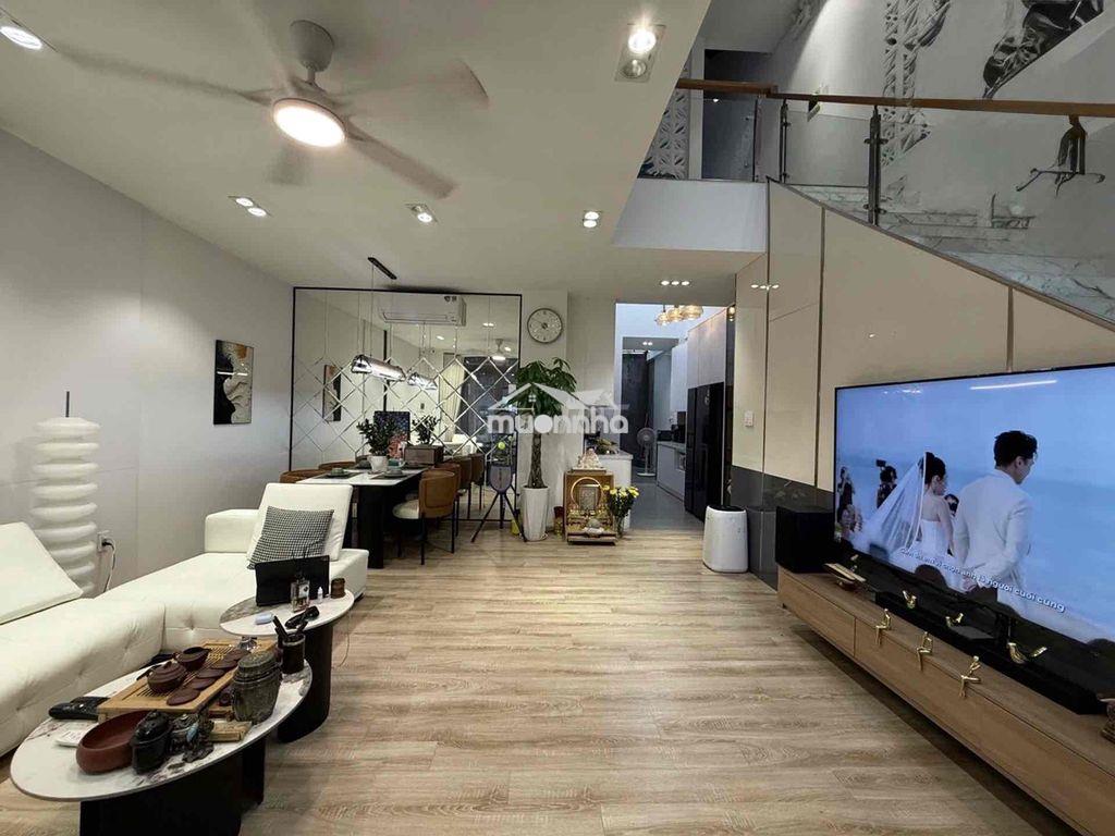 Bán nhà đinh tiên hoàng- hướng q1 - 5tầng 62m2 - 3