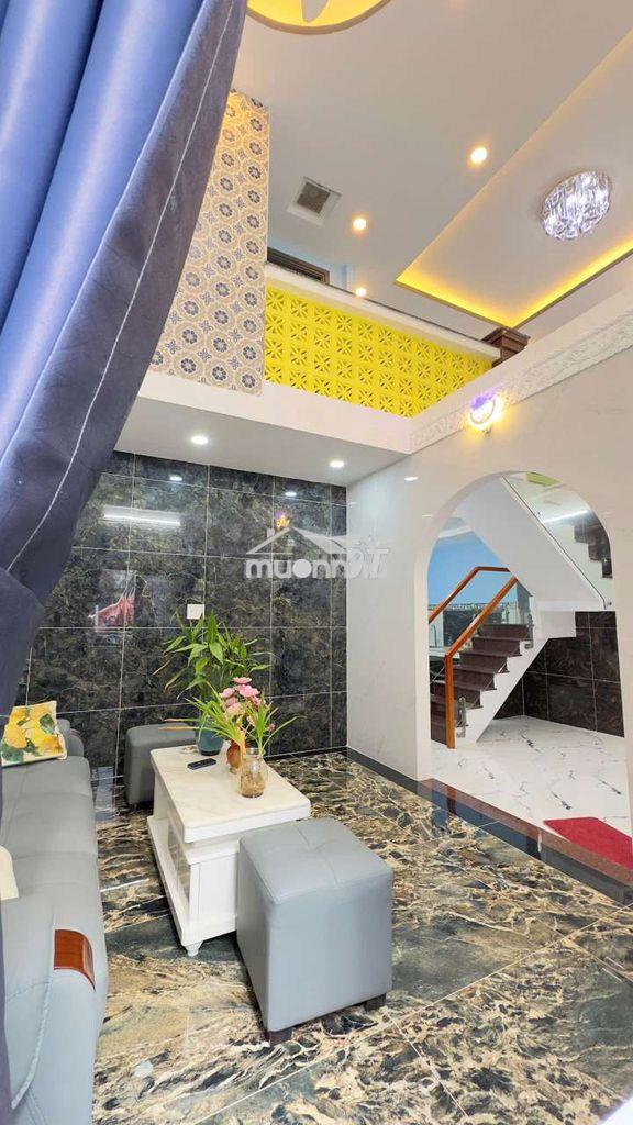 Bán nhà quận 7 giá rẻ, đường lớn xe hơi tới nhà.. cách phú mỹ hưng 1km - 2