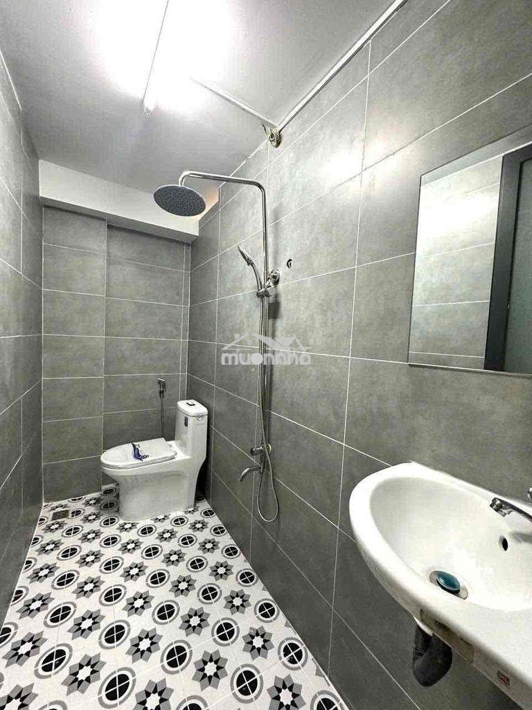 Phòng q.1 ful nt stuidio 95 nguyễn thái học p.cầu ông lãnh giá 3,5tr - 4