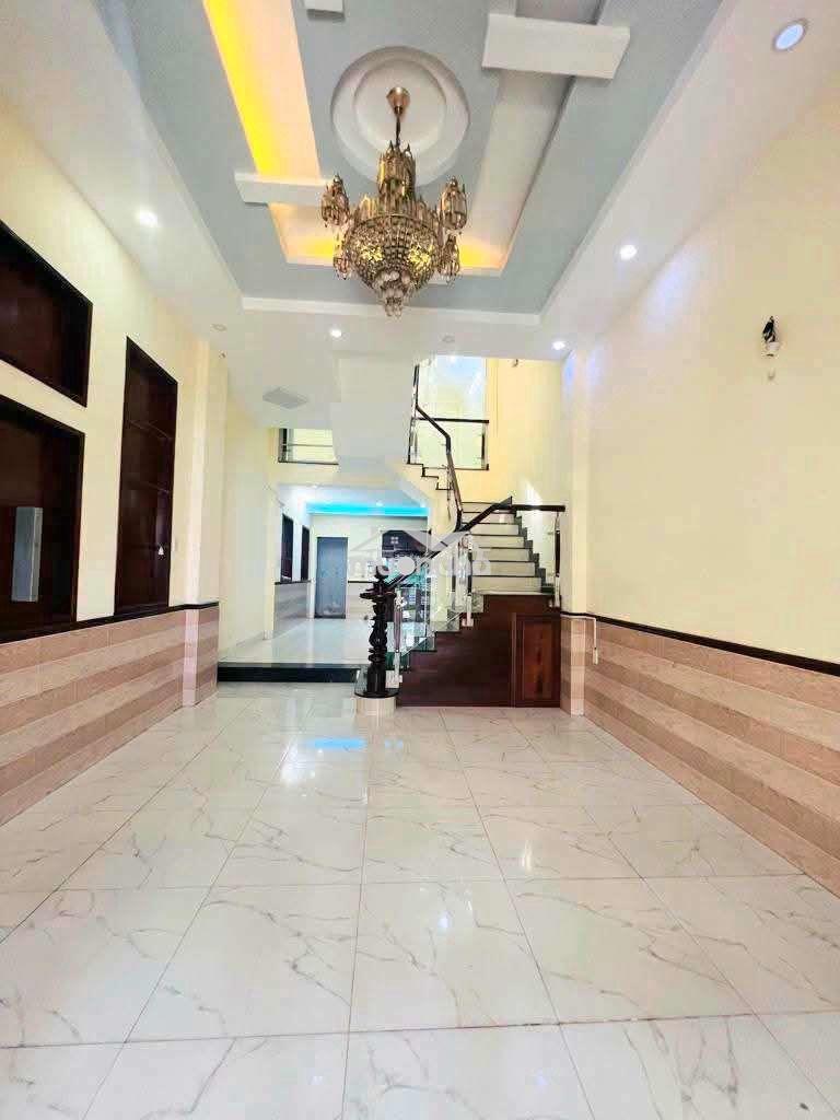 Hẻm xe hơi 8m 4,2 x 15m
60m2 x 4 tầng gần lê văn thọ chỉ 6 tỷ 7 - 3
