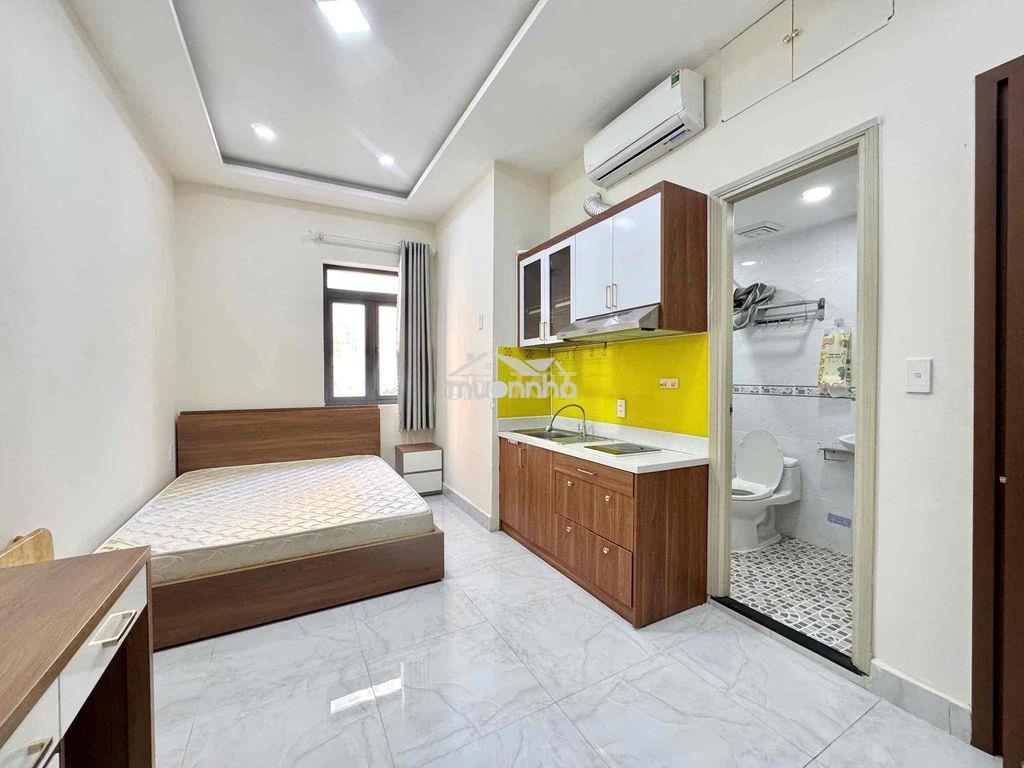 Cho thuê căn hộ cửa sổ chỉ tính điện full nội thất ngay đh hoa sen q10 - 2