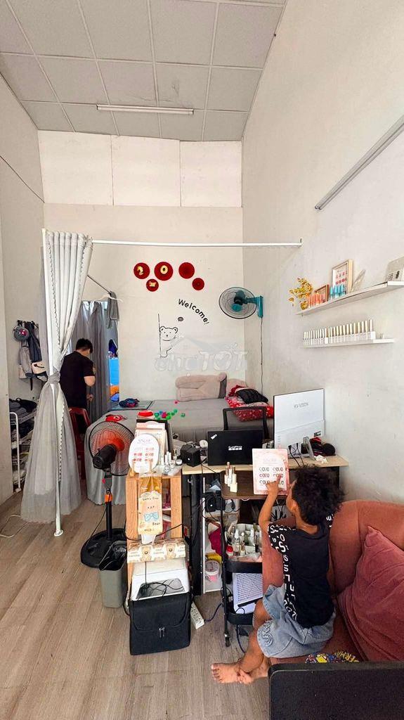 Sang nhượng mặt bằng nail gội - 2