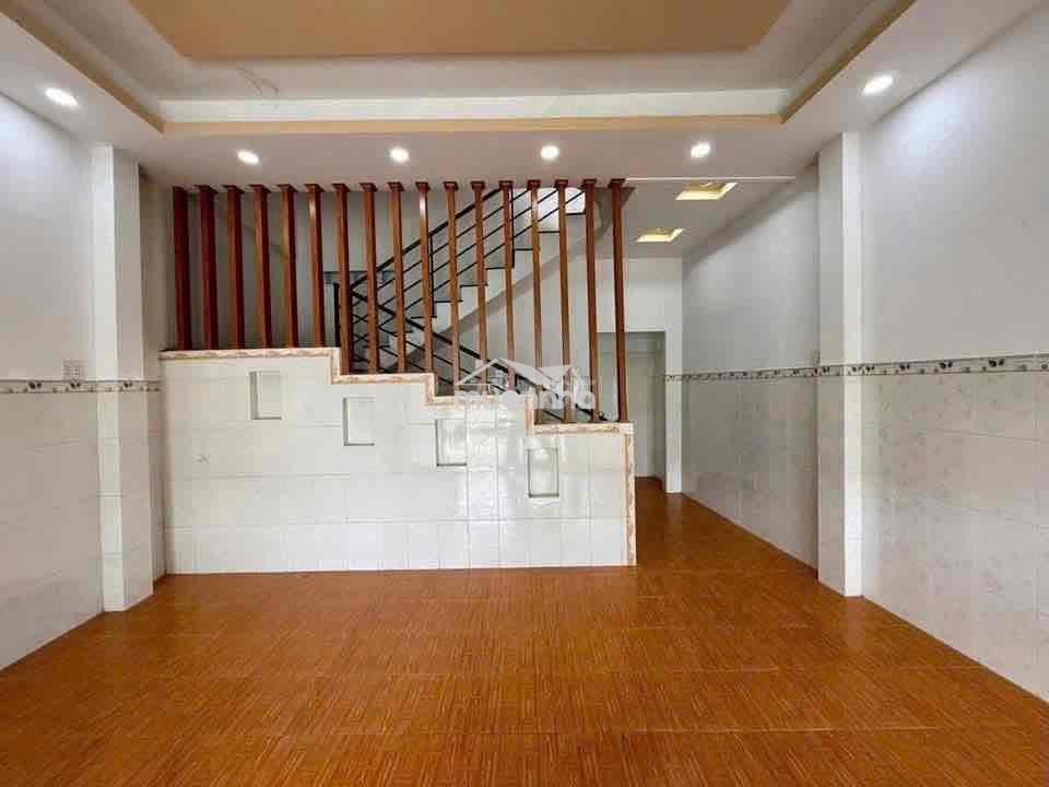 Bán gấp căn nhà ở 1/ trần thị bàu - tân an hội 124,6m2 shr giá 900tr - 2